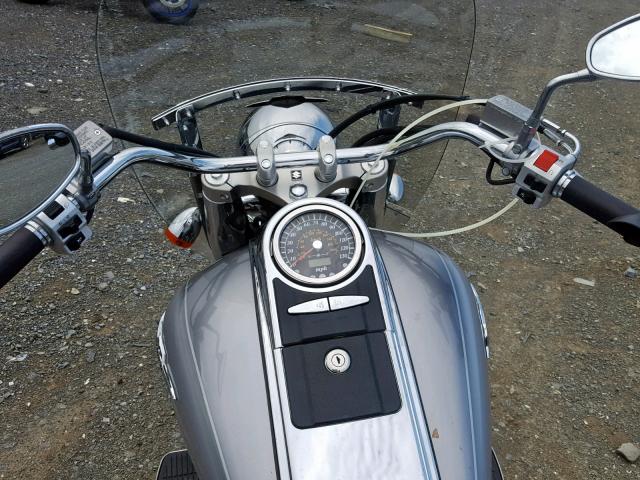 JS1VY52A162106093 - 2006 SUZUKI C90 SILVER photo 5