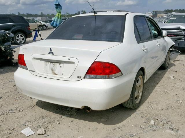 JA3AJ26E15U026993 - 2005 MITSUBISHI LANCER ES WHITE photo 4