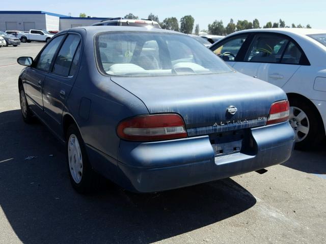 1N4BU31D7VC116582 - 1997 NISSAN ALTIMA XE GREEN photo 3