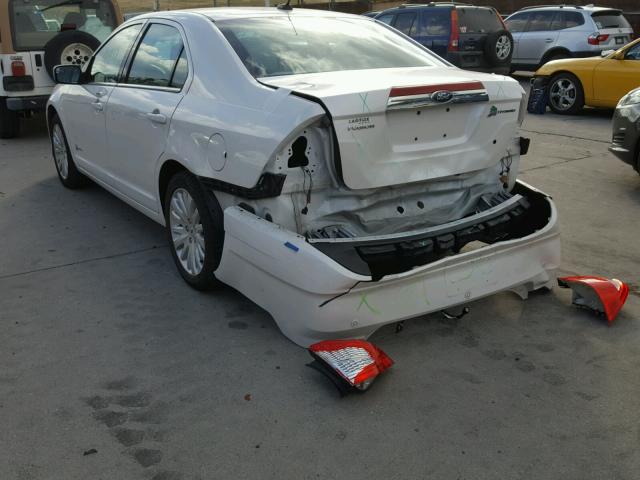 3FADP0L38CR249448 - 2012 FORD FUSION HYB WHITE photo 9