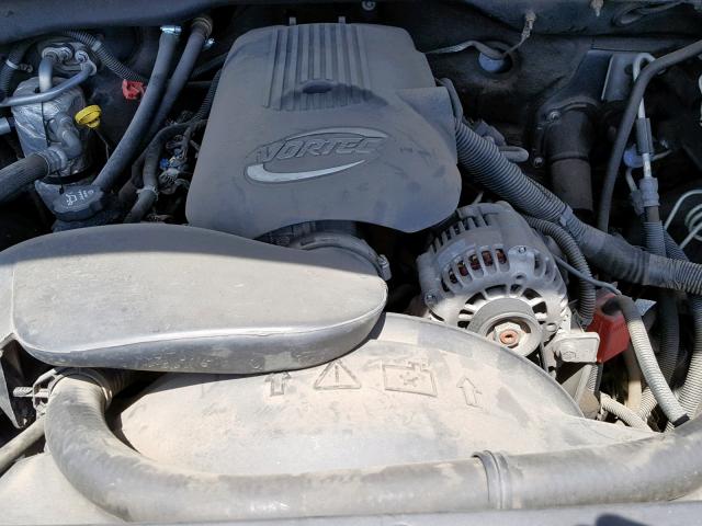 1GTGC13UX3F239163 - 2003 GMC SIERRA C15 GRAY photo 7