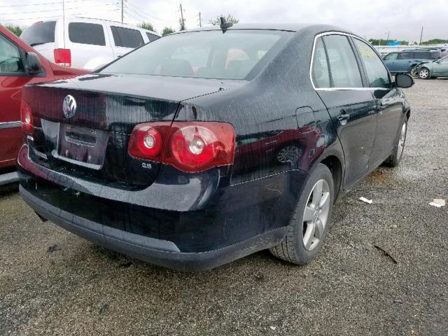 3VWRM71K08M160843 - 2008 VOLKSWAGEN JETTA SE BLACK photo 4