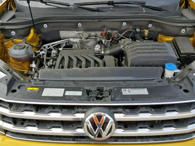 1V2CR2CA7JC538759 - 2018 VOLKSWAGEN ATLAS SE YELLOW photo 7