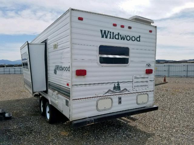 4X4FWDW234T131527 - 2004 WILD 5TH WHEEL WHITE photo 3