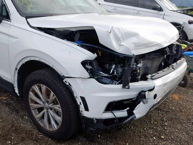 3VV3B7AX2JM135346 - 2018 VOLKSWAGEN TIGUAN SE WHITE photo 9