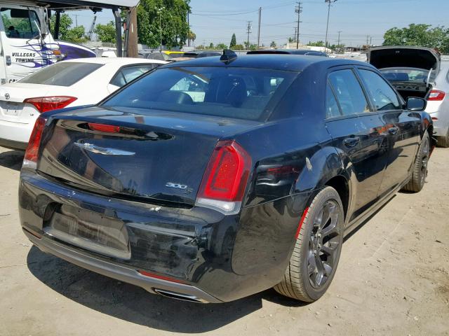 2C3CCABG1KH539606 - 2019 CHRYSLER 300 S BLACK photo 4