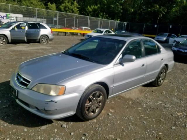 19UUA56621A017905 - 2001 ACURA 3.2TL SILVER photo 2