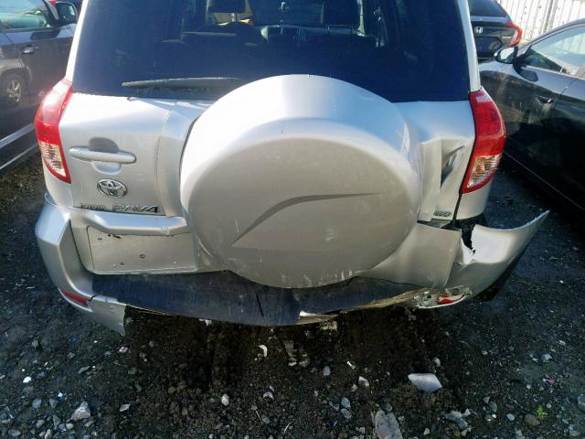 JTMBD31V386074871 - 2008 TOYOTA RAV4 LIMIT SILVER photo 9