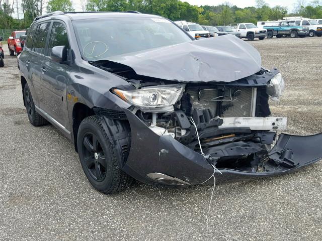 5TDBK3EH6DS235430 - 2013 TOYOTA HIGHLANDER GRAY photo 1