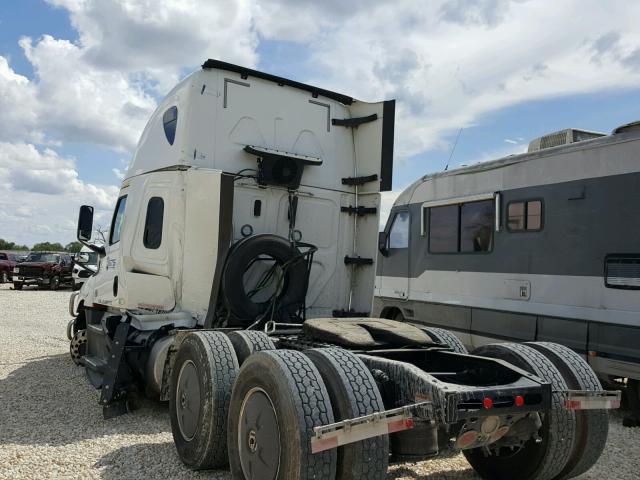 3AKJHHDR5JSJW7715 - 2018 FREIGHTLINER CASCADIA 1 WHITE photo 3