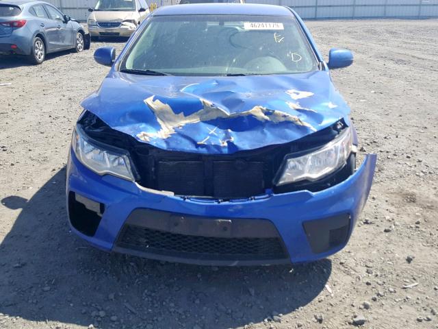 KNAFU6A22C5593656 - 2012 KIA FORTE EX BLUE photo 9