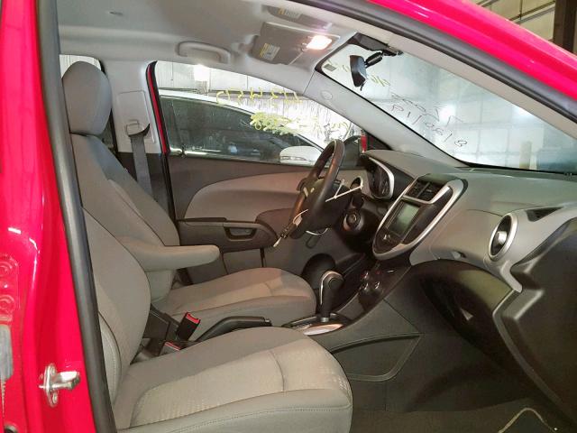 1G1JB5SH7H4100611 - 2017 CHEVROLET SONIC LS RED photo 5