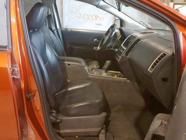 2FMDK38C17BA47568 - 2007 FORD EDGE SEL ORANGE photo 5