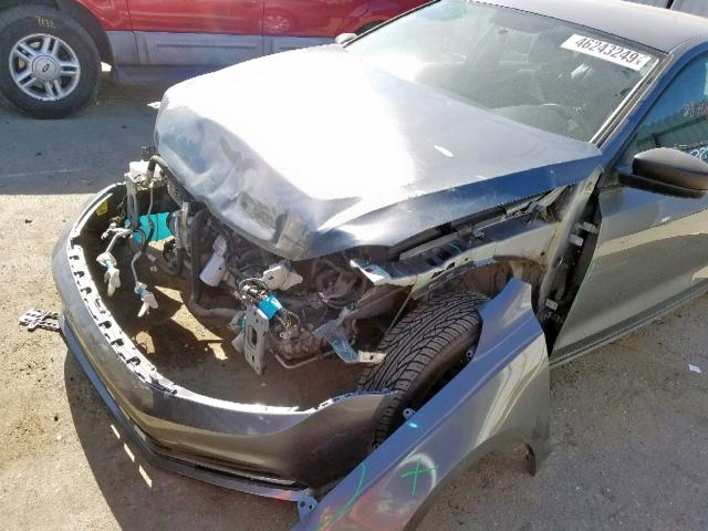 3VW2K7AJ7FM285608 - 2015 VOLKSWAGEN JETTA BASE GRAY photo 9