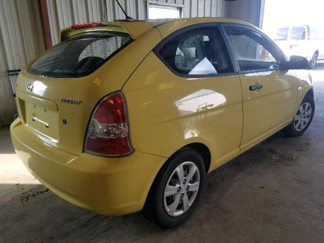 KMHCM36C78U090090 - 2008 HYUNDAI ACCENT GS YELLOW photo 4