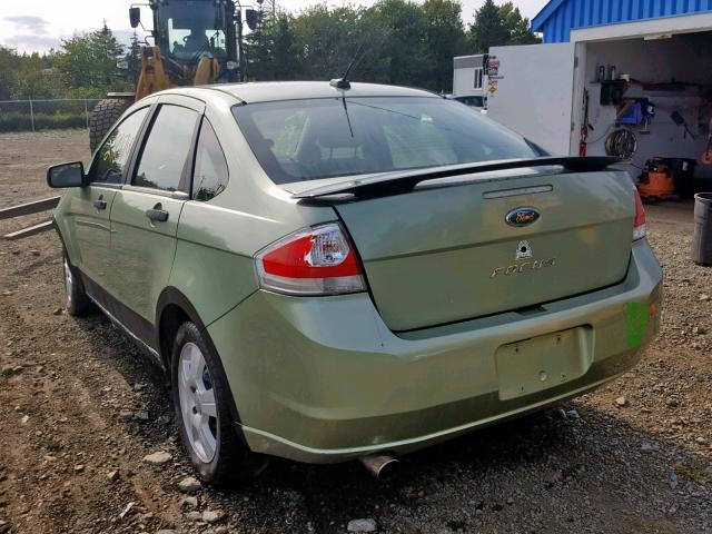 1FAHP34N58W213742 - 2008 FORD FOCUS S/SE GREEN photo 3