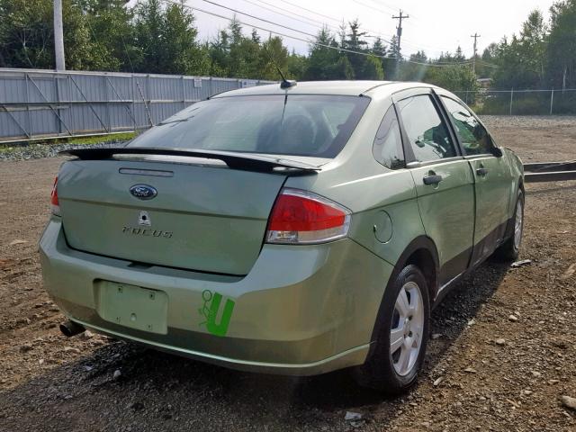 1FAHP34N58W213742 - 2008 FORD FOCUS S/SE GREEN photo 4