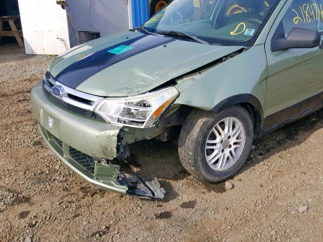 1FAHP34N58W213742 - 2008 FORD FOCUS S/SE GREEN photo 9