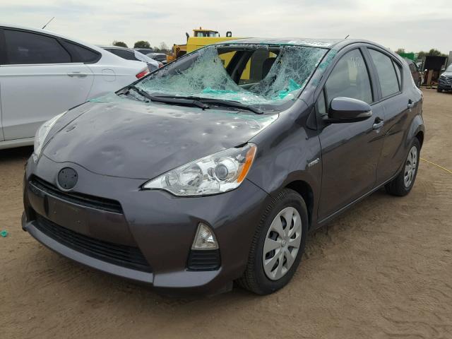 JTDKDTB30E1564979 - 2014 TOYOTA PRIUS C GRAY photo 2