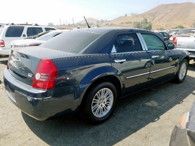 2C3KA53G58H242063 - 2008 CHRYSLER 300 TOURIN GRAY photo 4