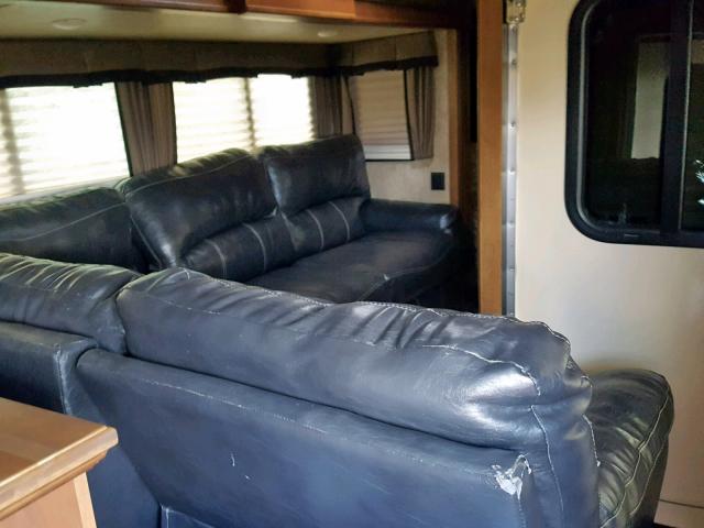 4YDF37122F4701745 - 2015 KEYSTONE MONTANA CREAM photo 9