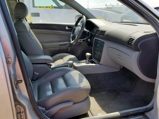 WVWPD63B63P287455 - 2003 VOLKSWAGEN PASSAT GLS SILVER photo 5