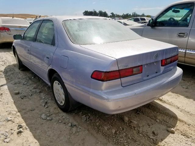 JT2BG22K4W0129942 - 1998 TOYOTA CAMRY CE PURPLE photo 3