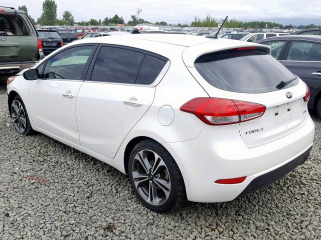 KNAFX5A88G5522912 - 2016 KIA FORTE EX WHITE photo 3