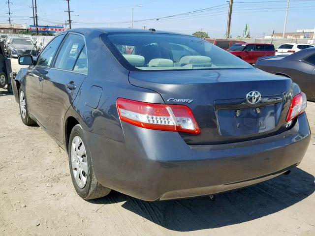 4T1BF3EK2AU041321 - 2010 TOYOTA CAMRY BASE GRAY photo 3