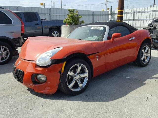 1G2MG35X47Y136832 - 2007 PONTIAC SOLSTICE G RED photo 2