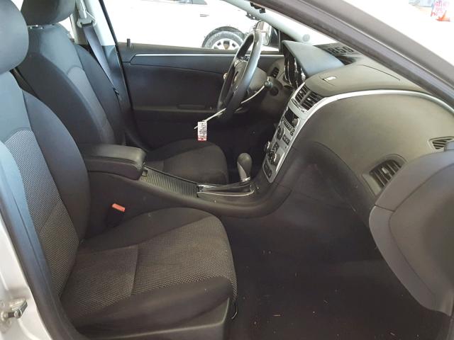 1G1ZC5EB0AF115646 - 2010 CHEVROLET MALIBU 1LT SILVER photo 5
