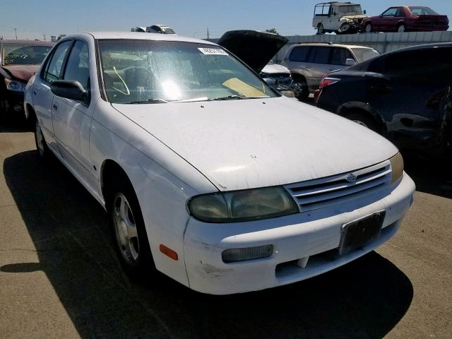 1N4BU31D7VC263050 - 1997 NISSAN ALTIMA XE WHITE photo 1