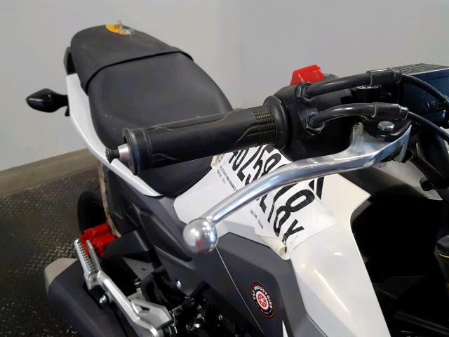 MLHJC7519J5011229 - 2018 HONDA GROM 125 GRAY photo 18