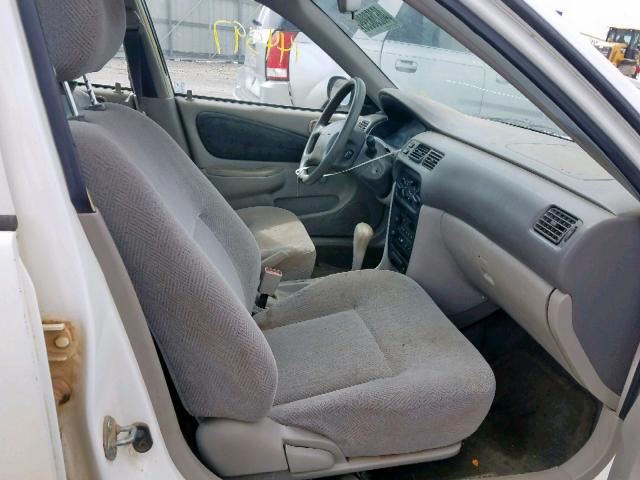 1Y1SK5284YZ429017 - 2000 CHEVROLET GEO PRIZM 白色 照片 5