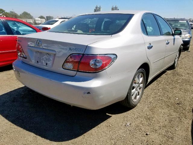 JTHBF30G620036556 - 2002 LEXUS ES 300 SILVER photo 4