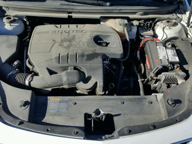 1G1ZC5EU5BF246459 - 2011 CHEVROLET MALIBU 1LT თეთრი ფოტო 7