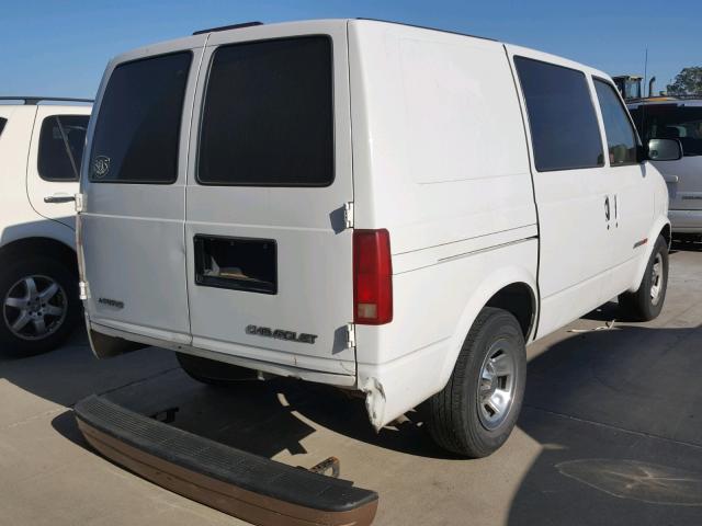 1GCDL19XX2B151899 - 2002 CHEVROLET ASTRO WHITE photo 4