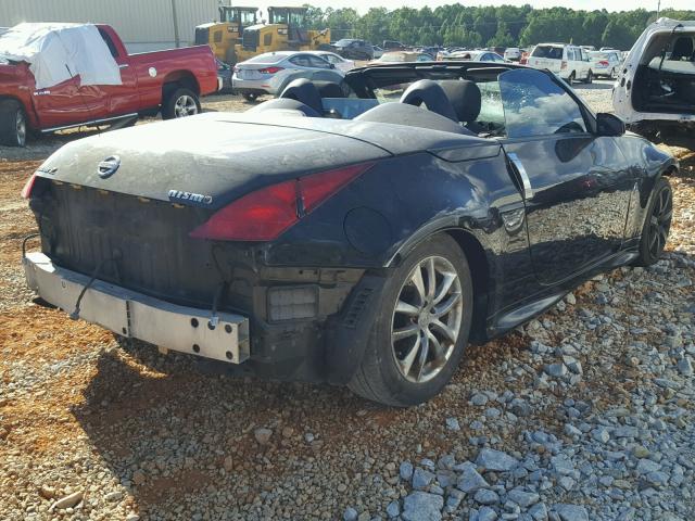 JN1AZ36A84T002923 - 2004 NISSAN 350Z ROADS BLACK photo 4