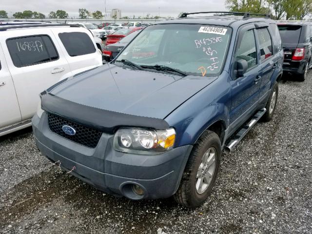 1FMYU93165KB43316 - 2005 FORD ESCAPE XLT BLUE photo 2