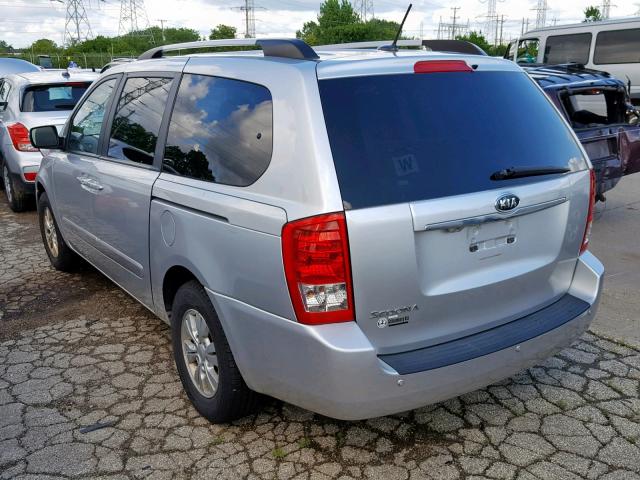 KNDMG4C70C6446826 - 2012 KIA SEDONA LX SILVER photo 3