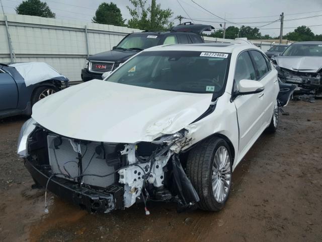 4T1BK1EB2JU275717 - 2018 TOYOTA AVALON XLE WHITE photo 2