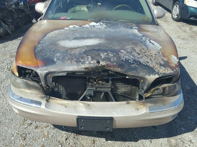 1G4CW52K0W4647552 - 1998 BUICK PARK AVENU TAN photo 9