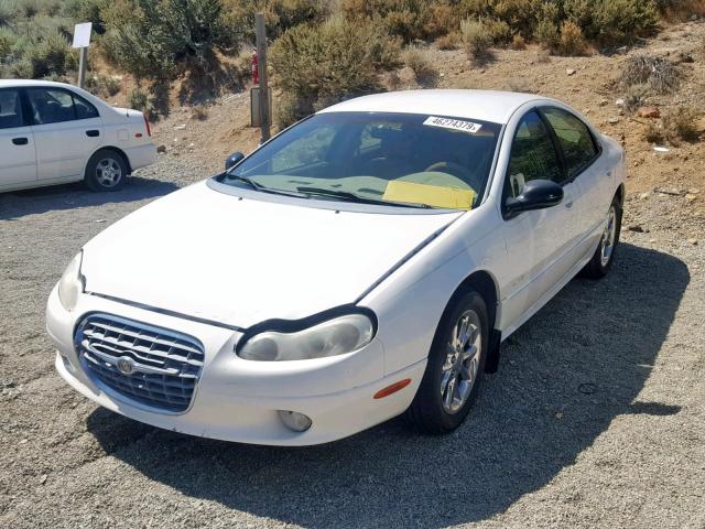 2C3HC56G4XH215242 - 1999 CHRYSLER LHS WHITE photo 2