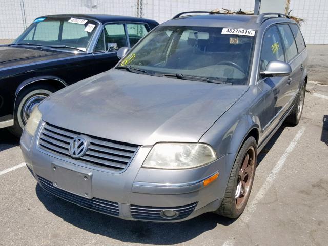 WVWCD63B15E044326 - 2005 VOLKSWAGEN PASSAT GLS GRAY photo 2