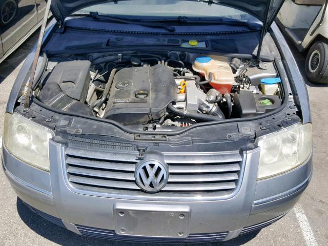 WVWCD63B15E044326 - 2005 VOLKSWAGEN PASSAT GLS GRAY photo 7