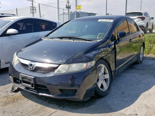 2HGFA1F61AH013122 - 2010 HONDA CIVIC LX-S შავი ფოტო 2