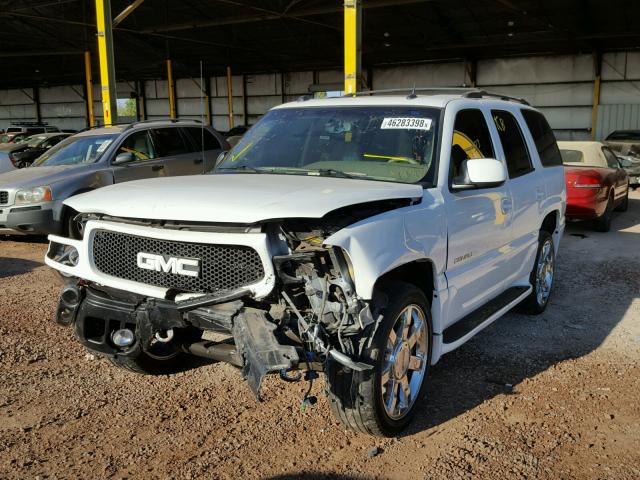 1GKEK63U94J251394 - 2004 GMC YUKON DENA WHITE photo 2