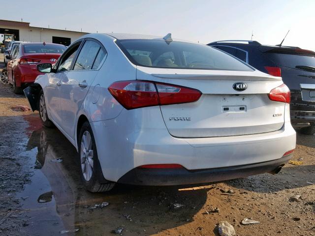 KNAFX4A82E5124151 - 2014 KIA FORTE EX WHITE photo 3