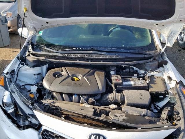 KNAFX4A82E5124151 - 2014 KIA FORTE EX WHITE photo 7