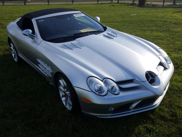 WDDAK76F38M001804 - 2008 MERCEDES-BENZ SLR  SILVER photo 1